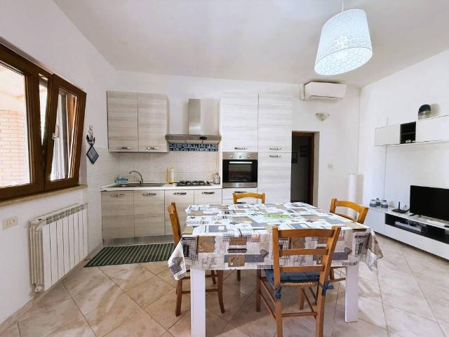 Appartamento in affitto a Montalto Di Castro, Lazio