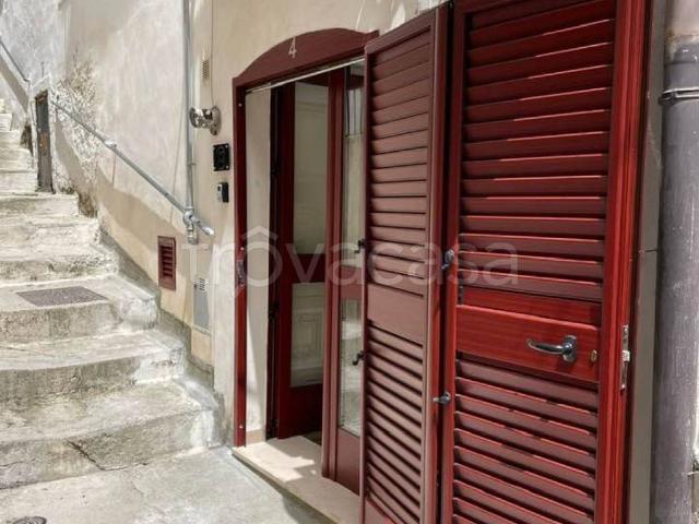 Appartamento in affitto a Junno, Puglia