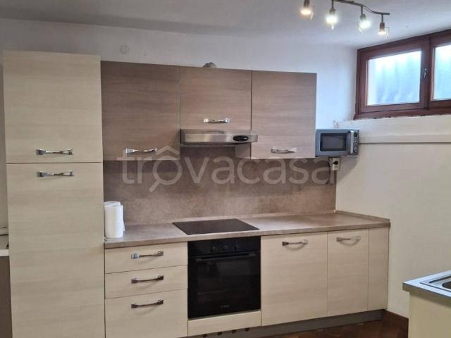 Appartamento in affitto a Montebello Vicentino, Veneto