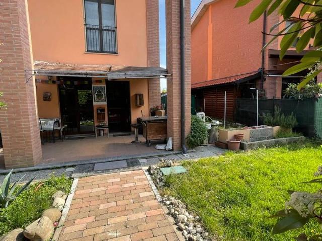 Appartamento in affitto a Montechiarugolo, Reggio Emilia
