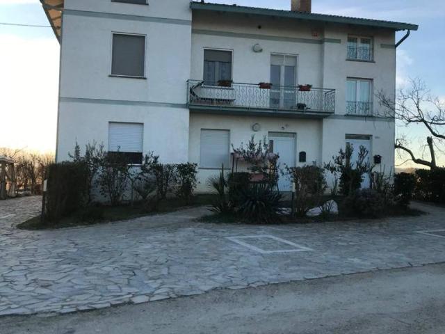 Appartamento in affitto a Montefalco, Umbria