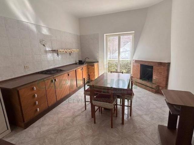 Appartamento in affitto a Vetriera, Monteforte Irpino