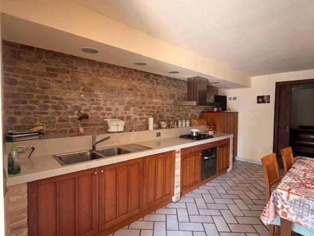 Appartamento in affitto a Marche, Fermo