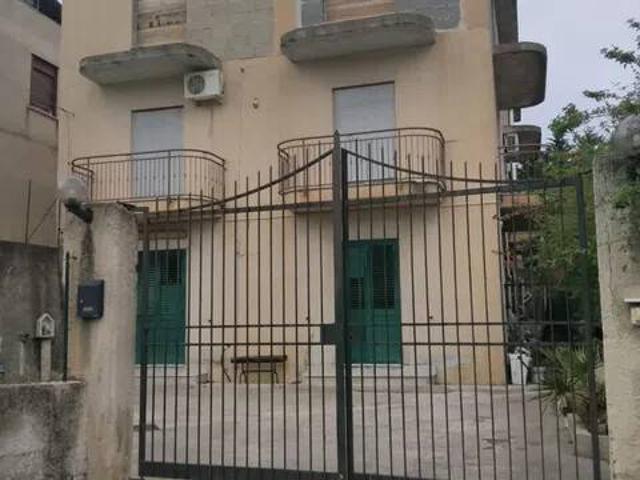 Appartamento in affitto a Montelepre, Sicilia