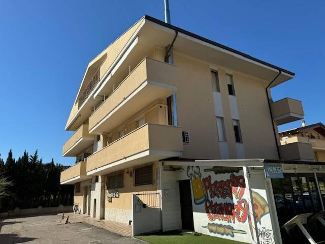 Appartamento in affitto a Villa Canonico, Montesilvano