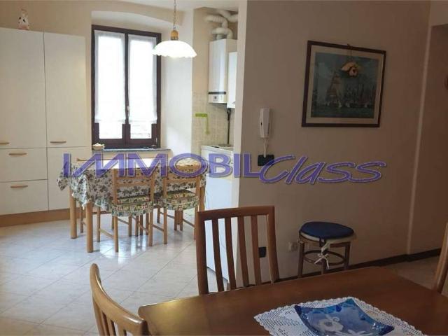 Appartamento in affitto a Montorfano, Lombardia