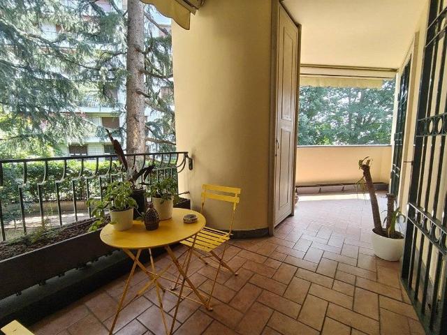 Appartamento in affitto a Cazzaniga, Monza
