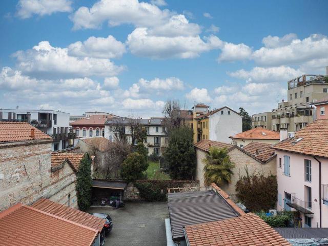 Appartamento in affitto a San Carlo, Monza