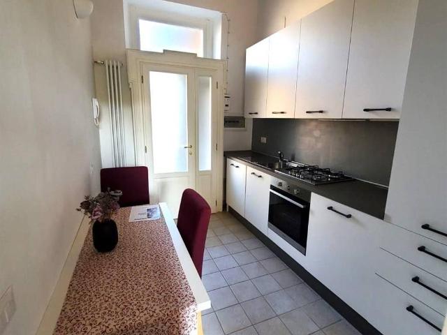 Appartamento in affitto a Monza, Centro