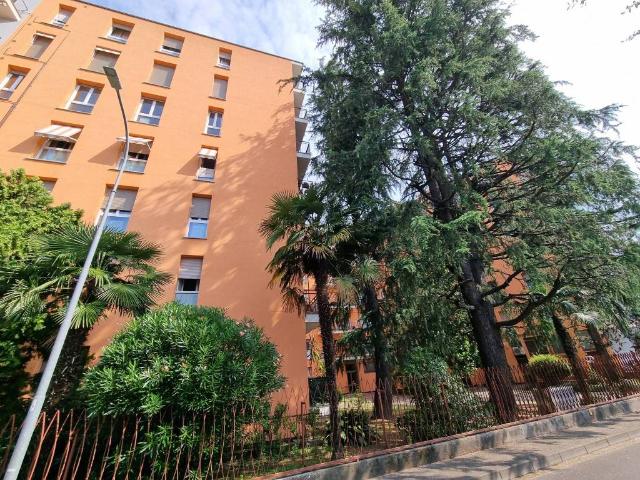 Appartamento in affitto a Cazzaniga, Monza