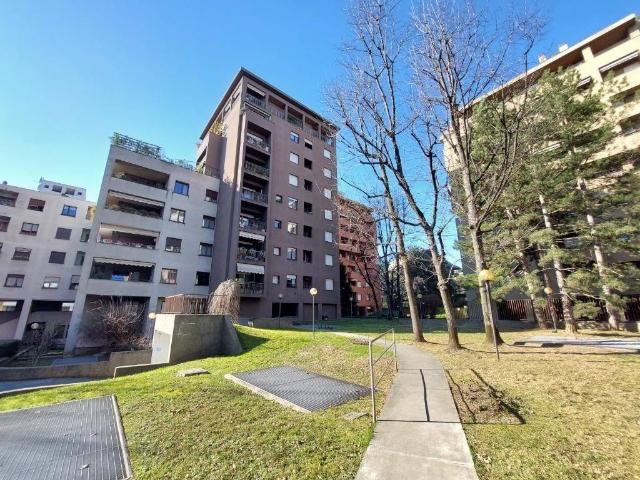 Appartamento in affitto a Vedano al Lambro, Monza e della Brianza