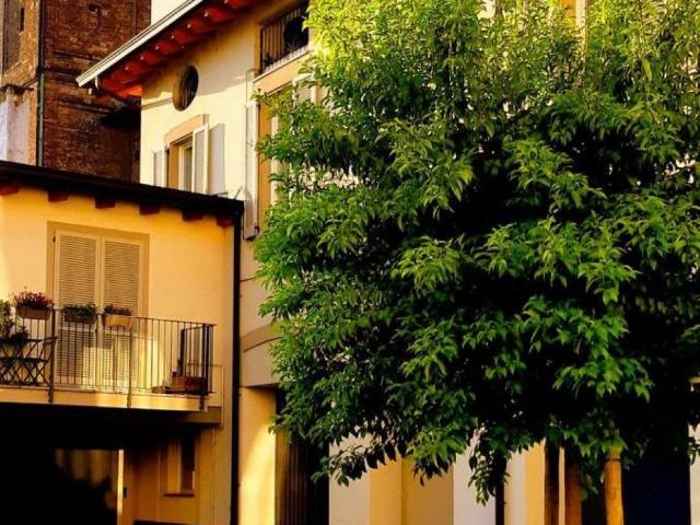 Appartamento in affitto a Centro, Monza