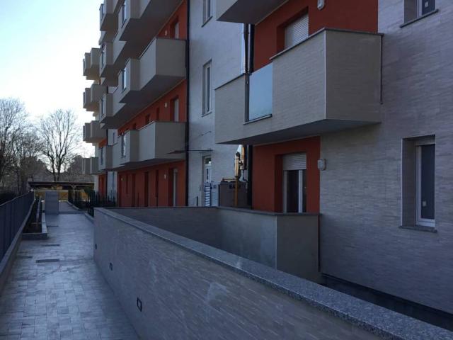 Appartamento in affitto a Monza, Cederna