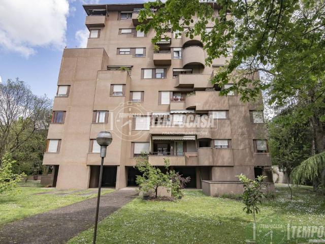 Appartamento in affitto a Monza, Triante