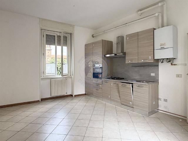 Appartamento in affitto a Centro, Monza