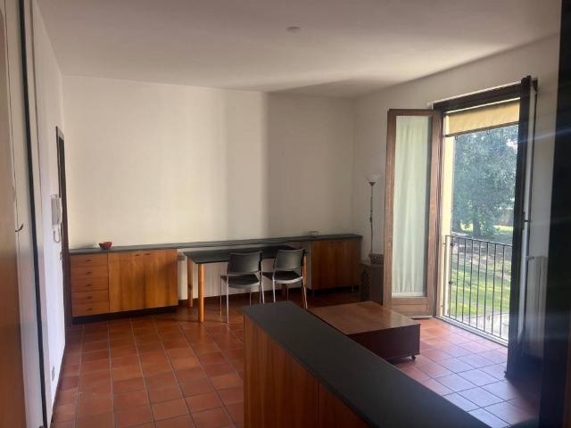 Appartamento in affitto a Cazzaniga, Monza