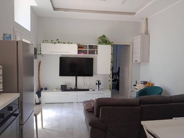 Appartamento in affitto a Borghetto, Monza