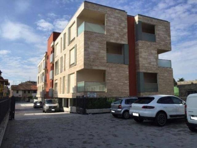 Appartamento in affitto a Monza, Ospedale Nuovo