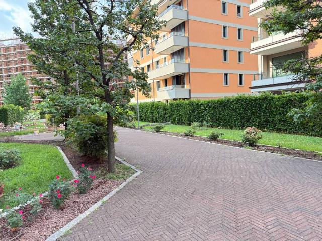 Appartamento in affitto a San Carlo, Monza