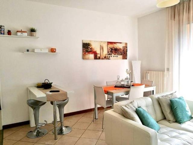 Appartamento in affitto a Monza, Rondò dei Pini