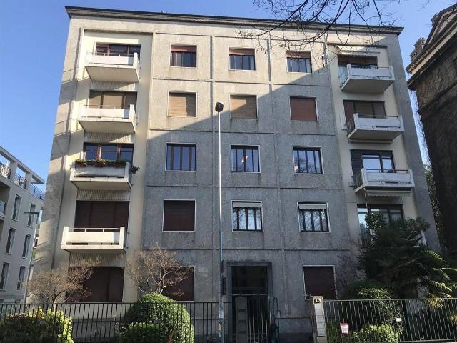 Appartamento in affitto a Monza, Centro