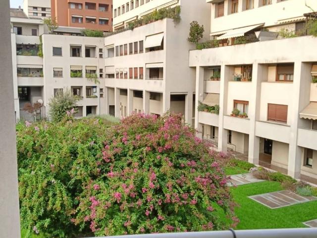 Appartamento in affitto a Cazzaniga, Monza