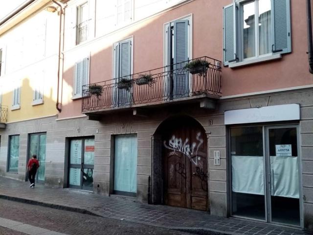 Appartamento in affitto a Centro, Monza