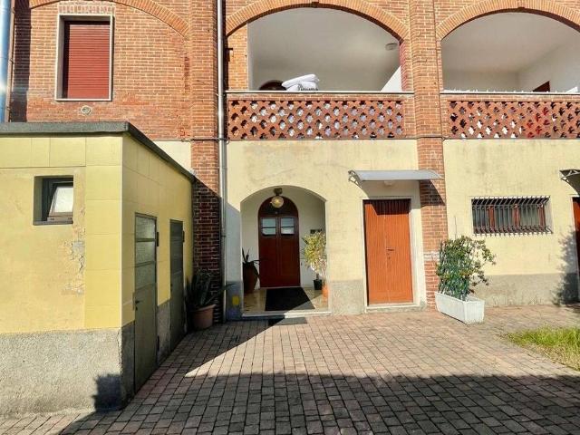 Appartamento in affitto a Morazzone, Lombardia