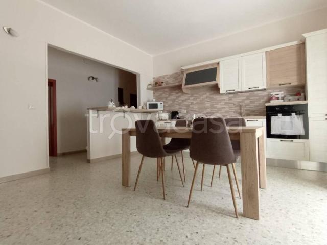 Appartamento in affitto a Puglia, Taranto