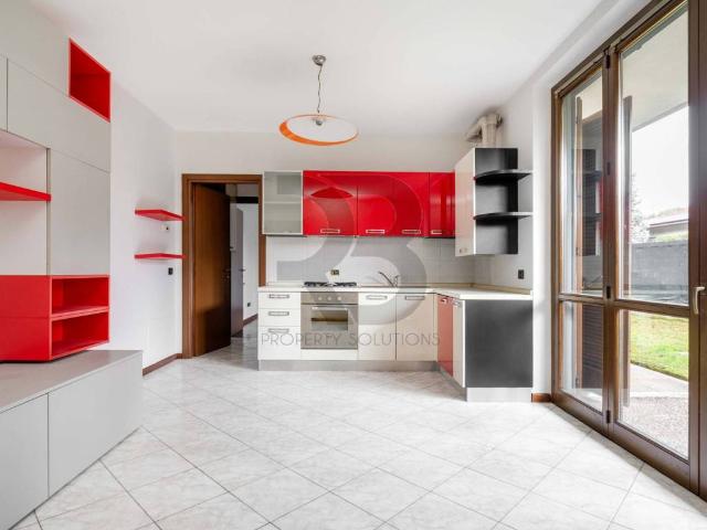 Appartamento in affitto a Mozzate, Lombardia
