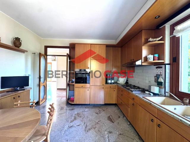 Appartamento in affitto a Dorotina, Mozzo