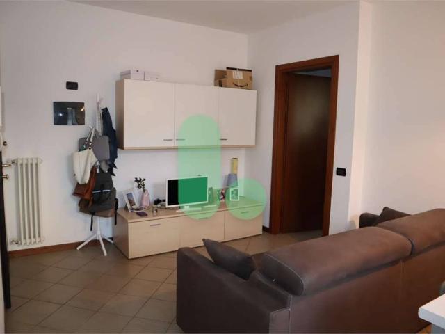 Appartamento in affitto a Dorotina, Mozzo