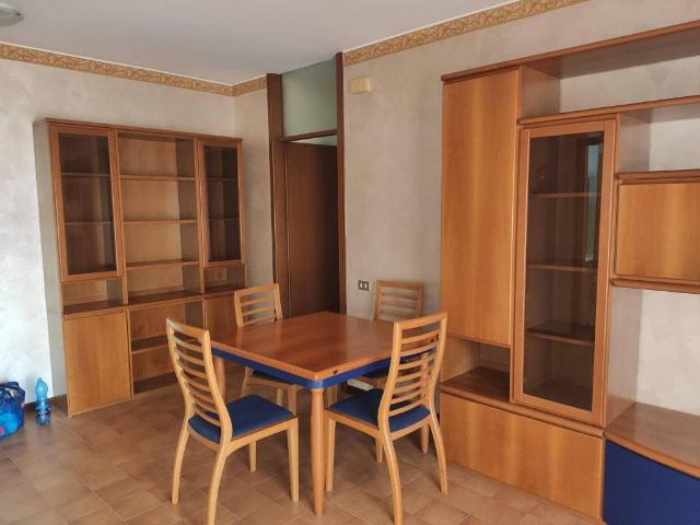 Appartamento in affitto a Muggiò, Lombardia