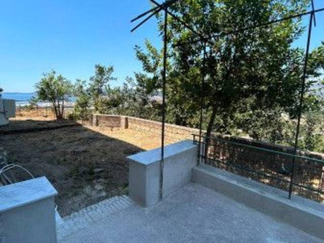 Appartamento in affitto a Coroglio, Campania