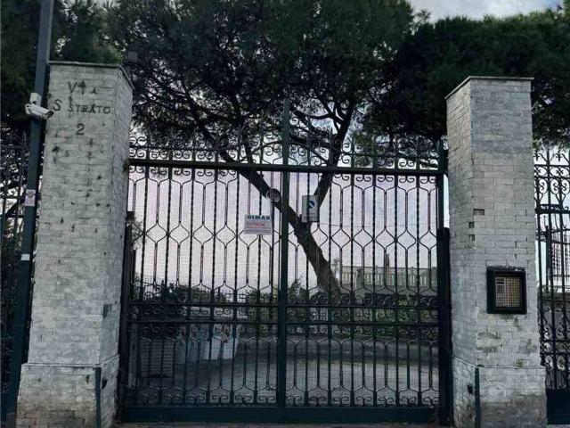 Appartamento in affitto a Coroglio, Campania