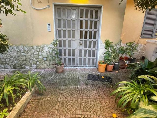 Appartamento in affitto a Paratina, Marianella