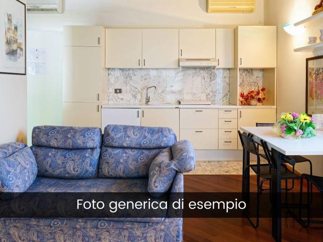 Appartamento in affitto a Municipalità 1, Campania