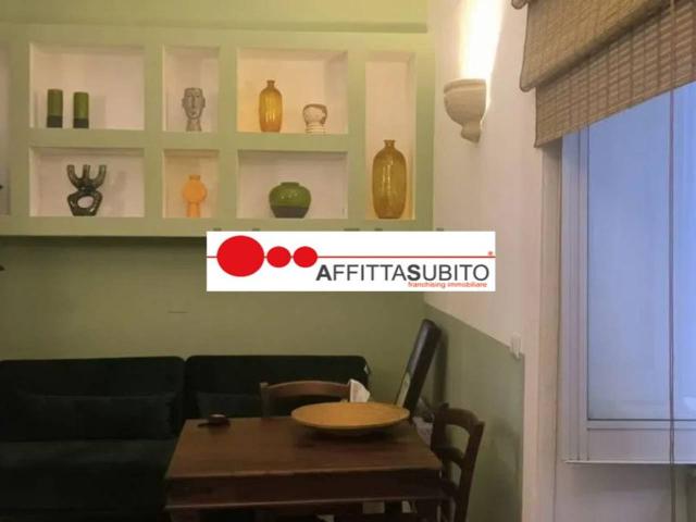 Appartamento in affitto a Municipalità 2, Campania