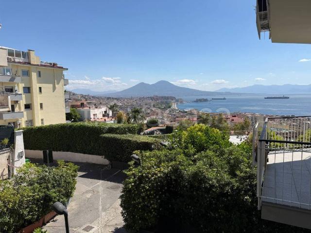 Appartamento in affitto a Municipalità 1, Campania