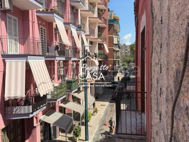 Appartamento in affitto a Municipalità 6, Campania