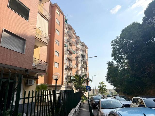 Appartamento in affitto a Municipalità 10, Campania