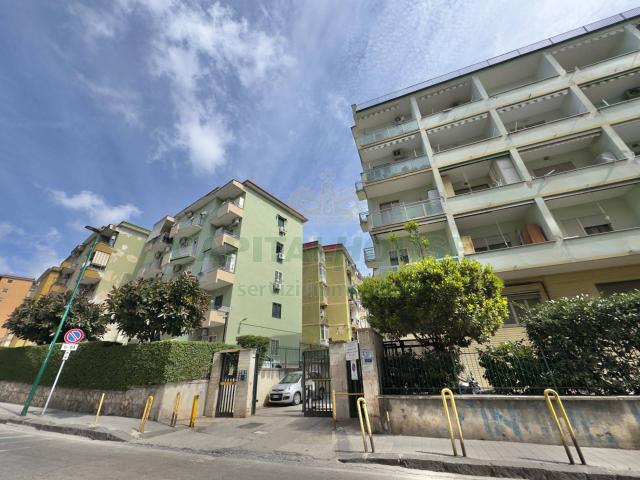 Appartamento in affitto a Municipalità 10, Campania
