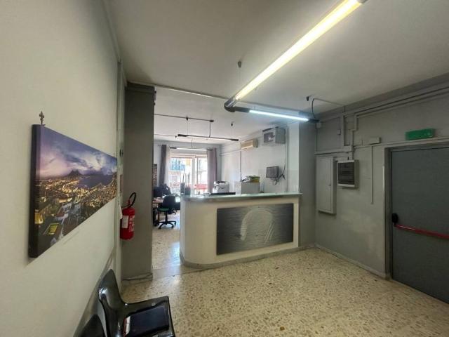 Appartamento in affitto a Municipalità 4, Campania