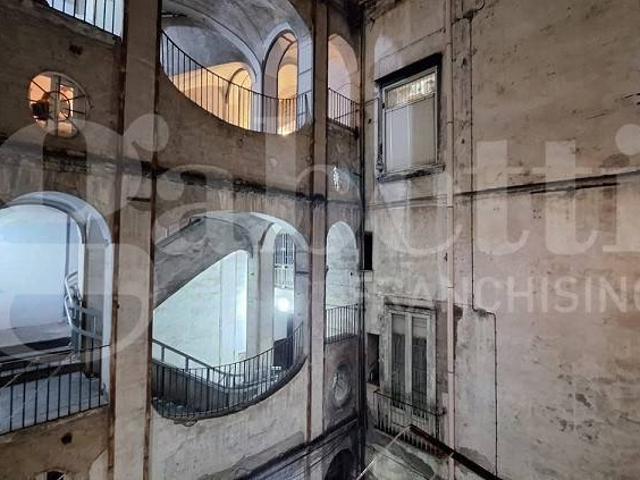 Appartamento in affitto a Municipalità 2, Campania
