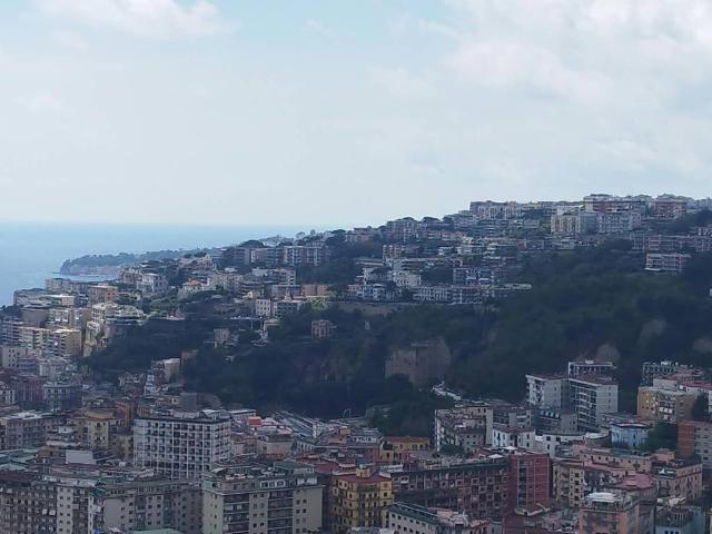 Appartamento in affitto a Municipalità 5, Campania