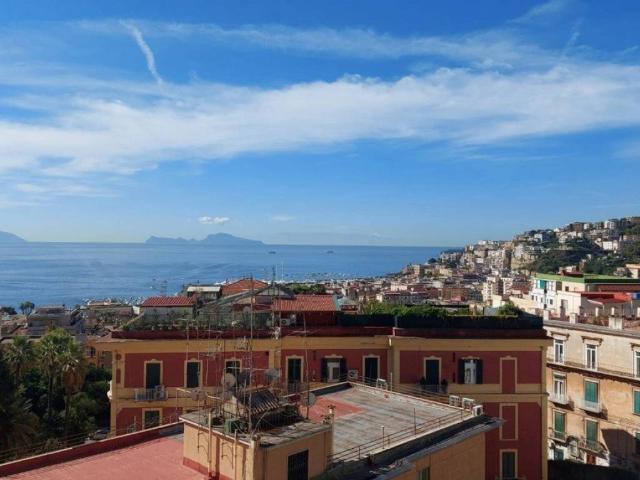 Appartamento in affitto a Municipalità 1, Campania