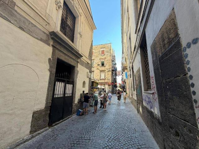 Appartamento in affitto a Municipalità 2, Campania