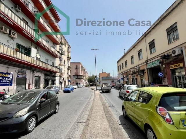 Appartamento in affitto a Municipalità 4, Campania