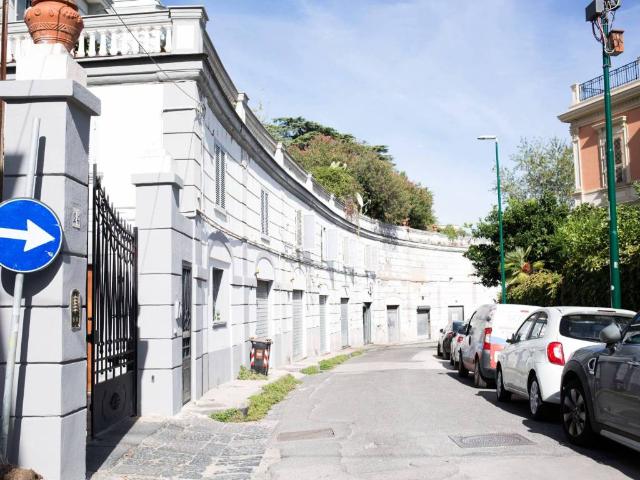 Appartamento in affitto a Municipalità 1, Campania