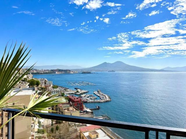 Appartamento in affitto a Municipalità 1, Campania
